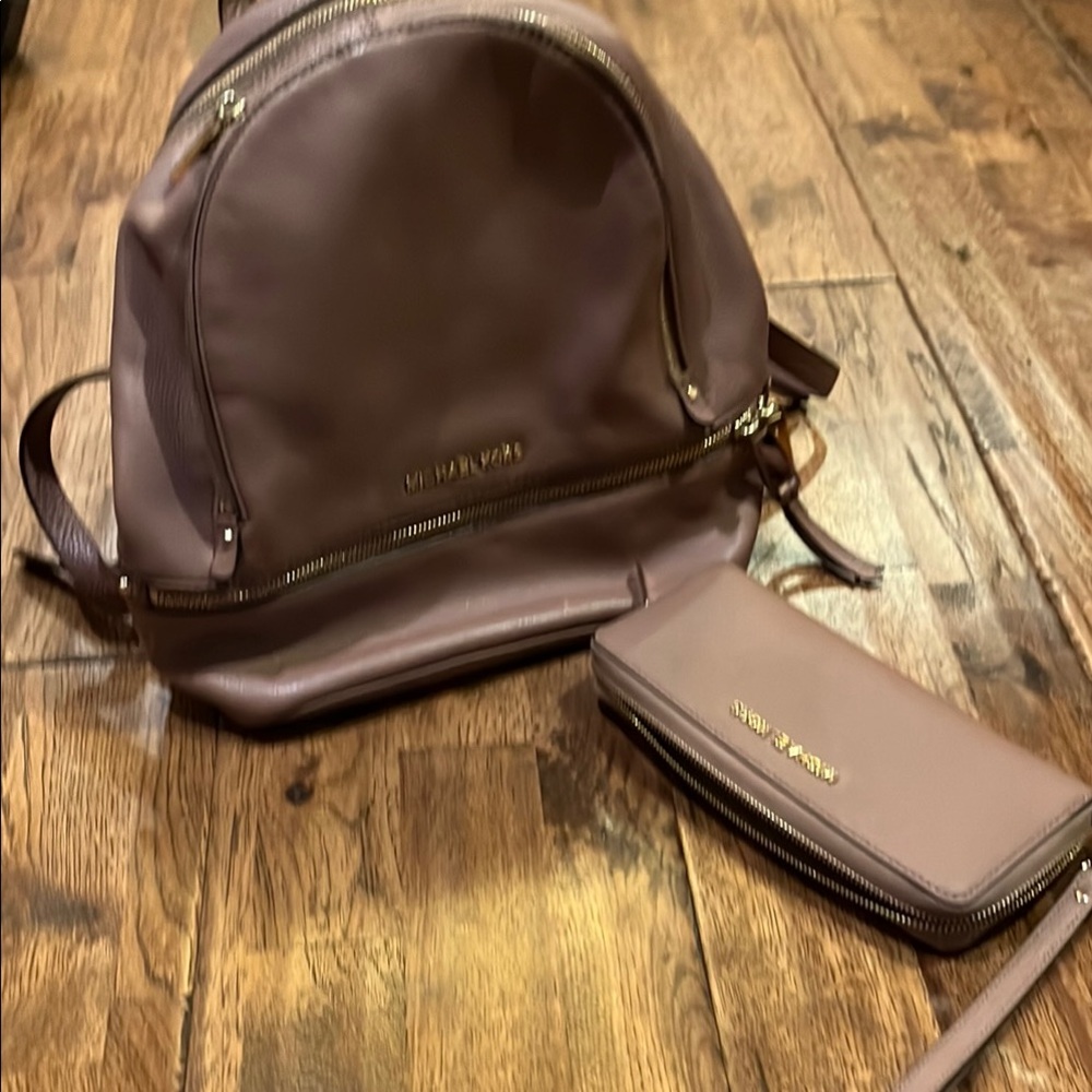 Michael Kors Mauve Backpack and Wallet Set
